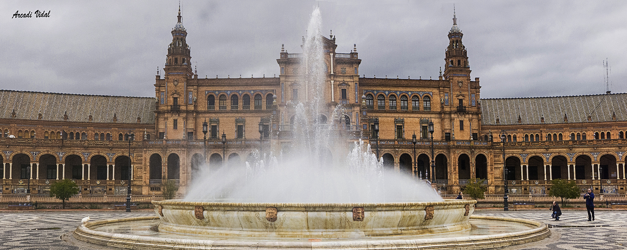 Panasonic Lumix DMC-LX5 sample photo. Plaza de españa de sevilla photography