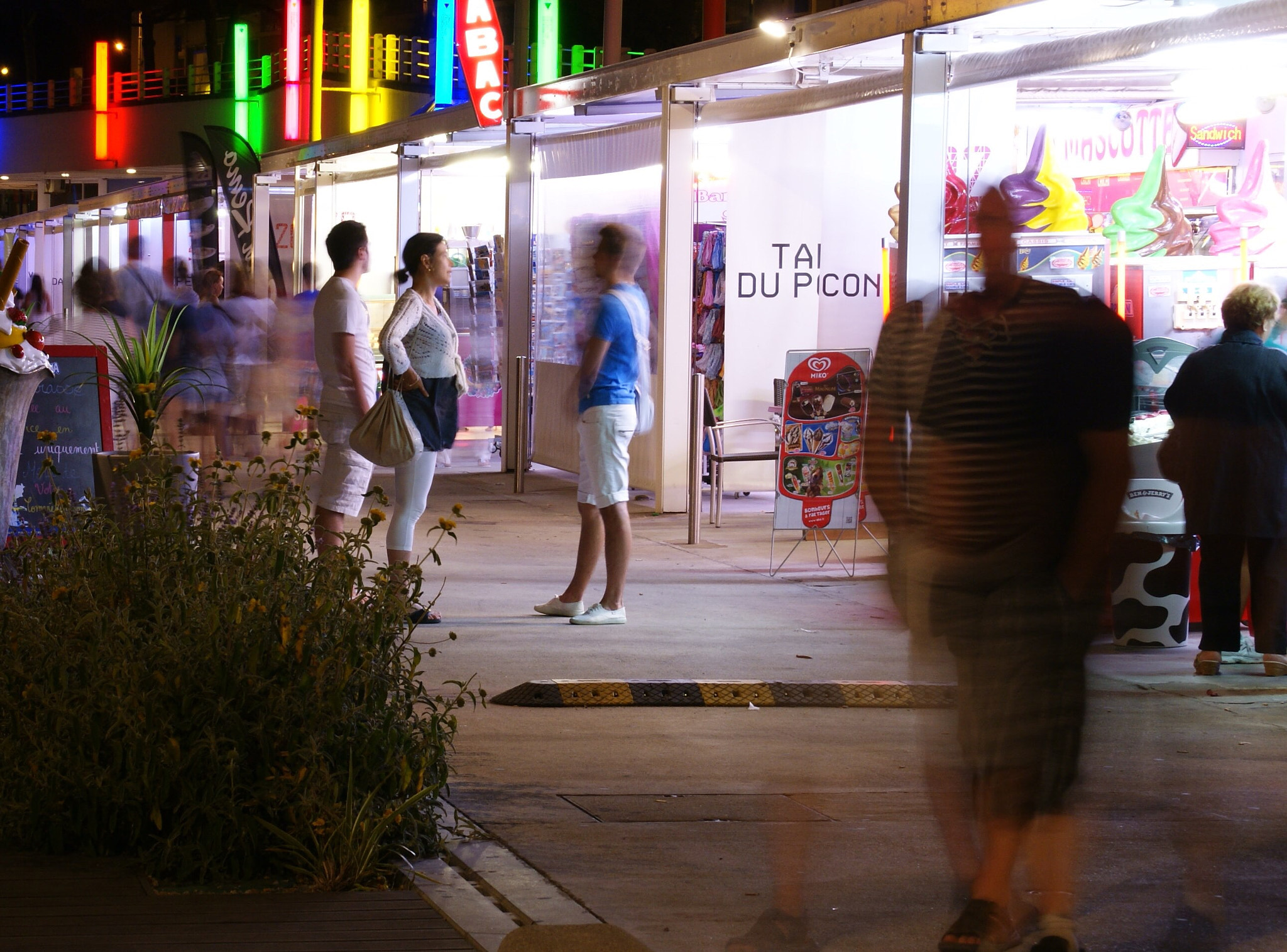 Sony Alpha DSLR-A330 sample photo. En mouvement ou pas
in motion or not photography