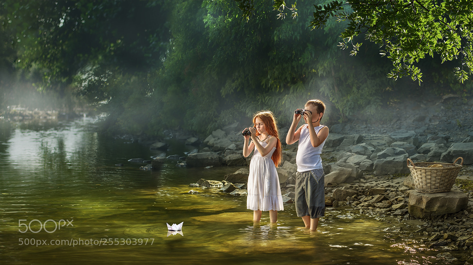 Canon EOS-1D Mark IV sample photo. Children on the river photography