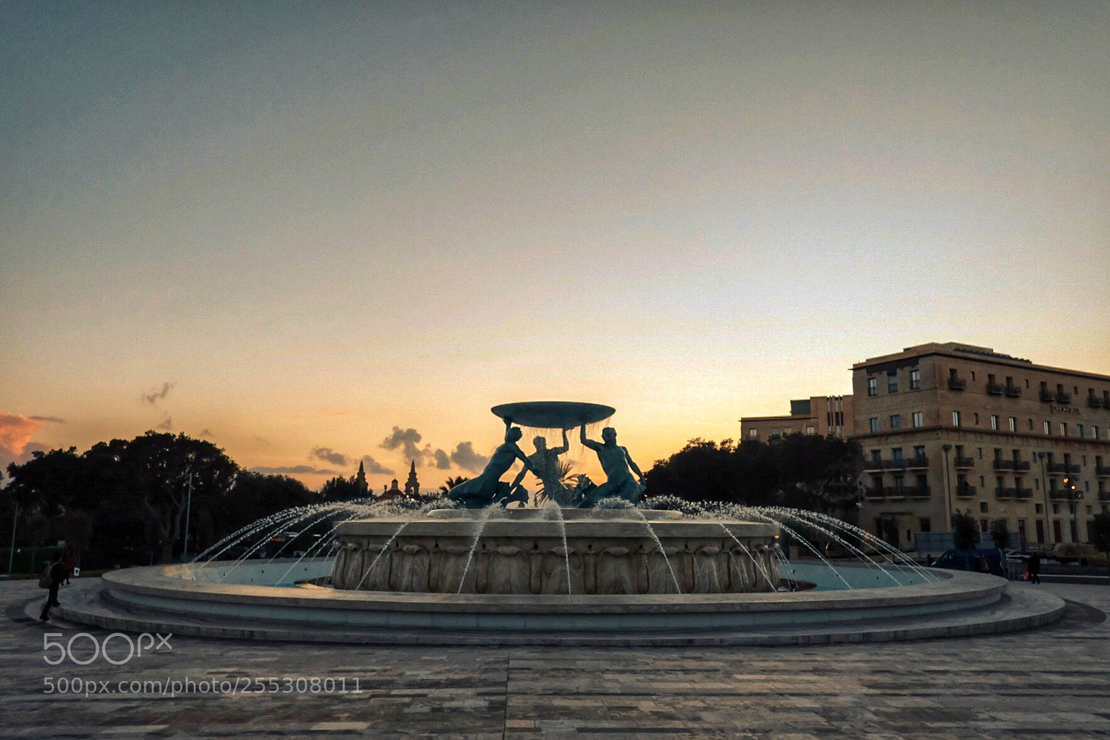 Fujifilm X-T20 sample photo. Fountain photography