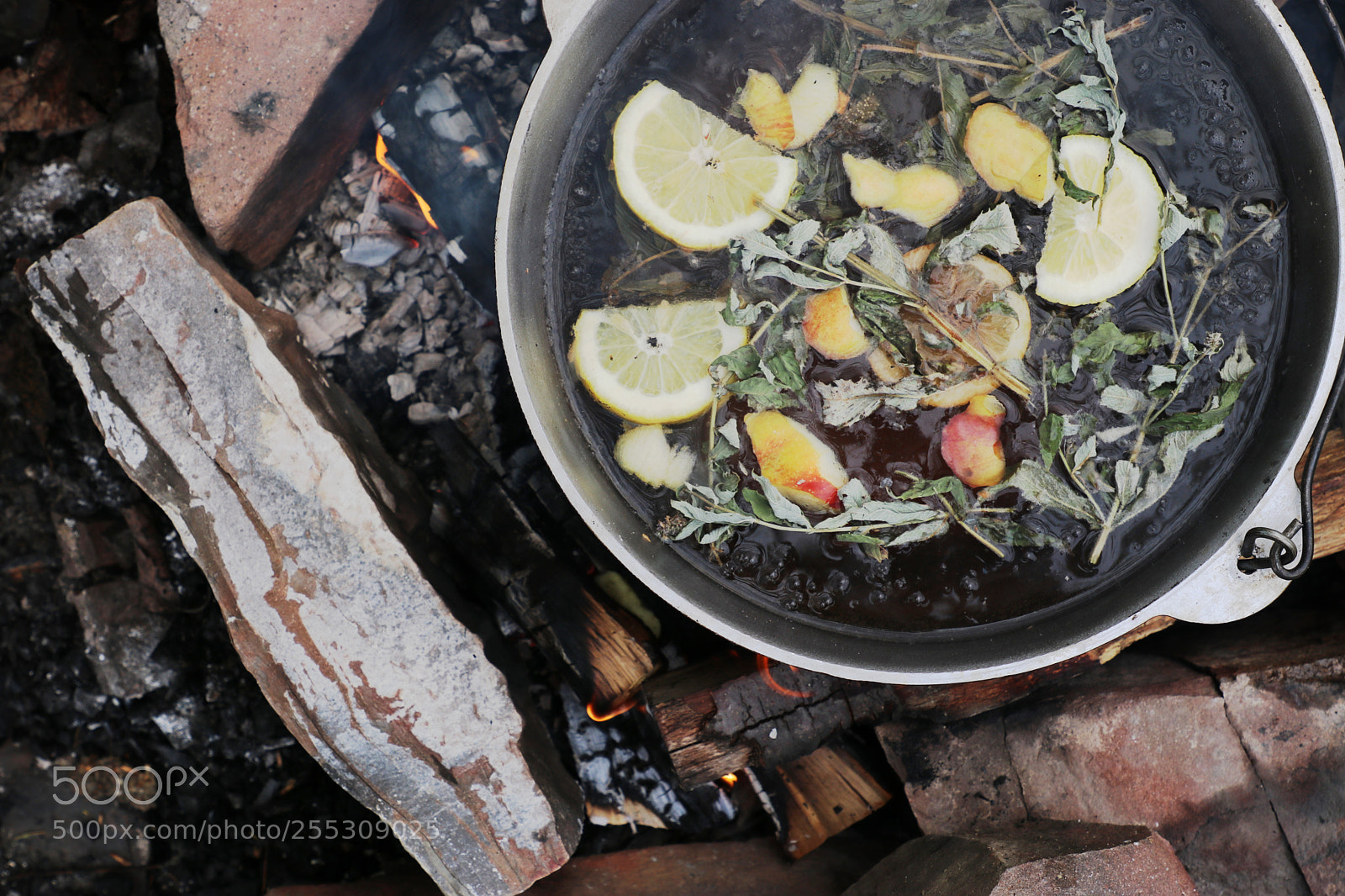 Canon EOS 80D sample photo. Live tea photography