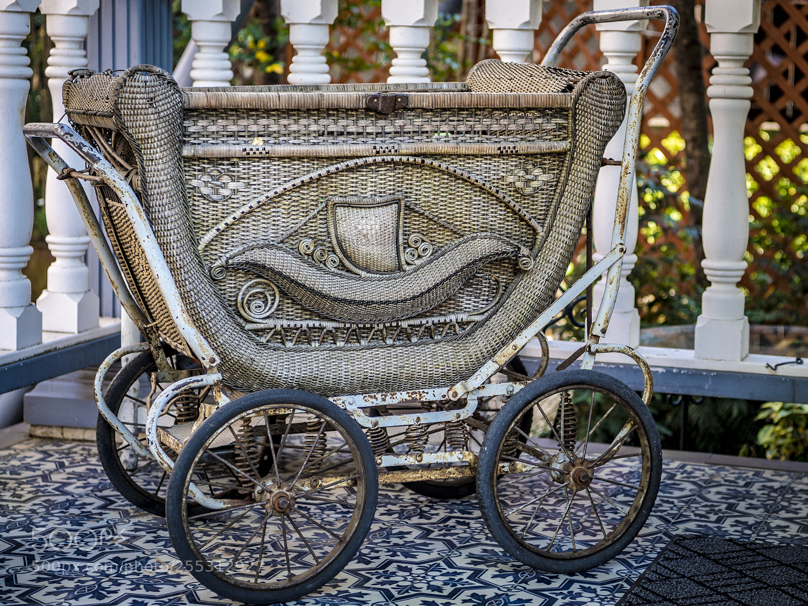 Nikon D5 sample photo. Authentic baby-car photography