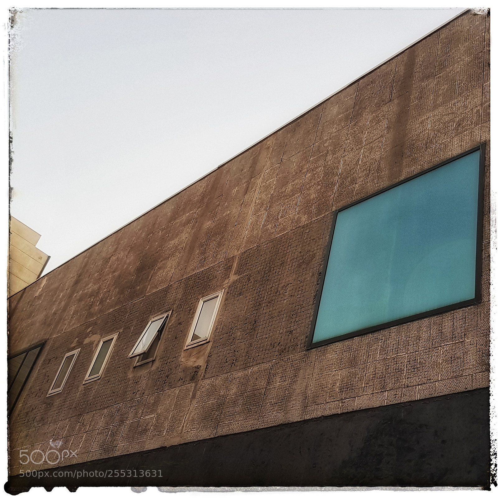 Samsung Galaxy S8 sample photo. Urban detail photography