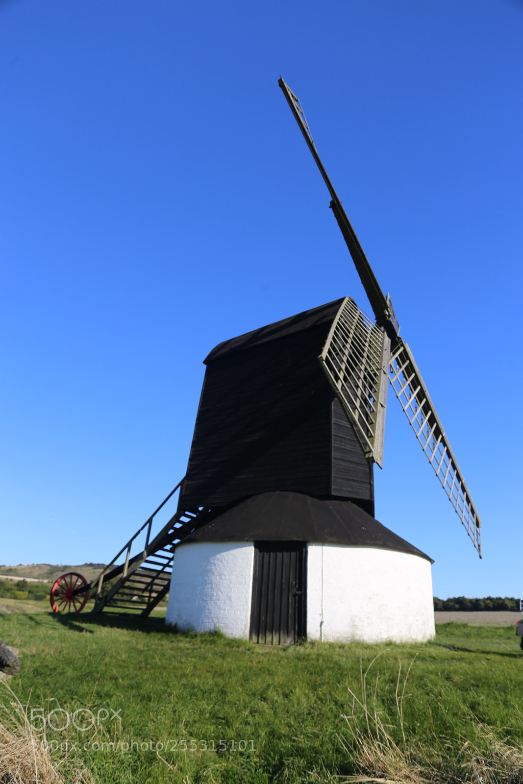 Canon EOS 6D + Canon EF 17-40mm F4L USM sample photo. Pitstone windmill, ivinghoe, bucks photography