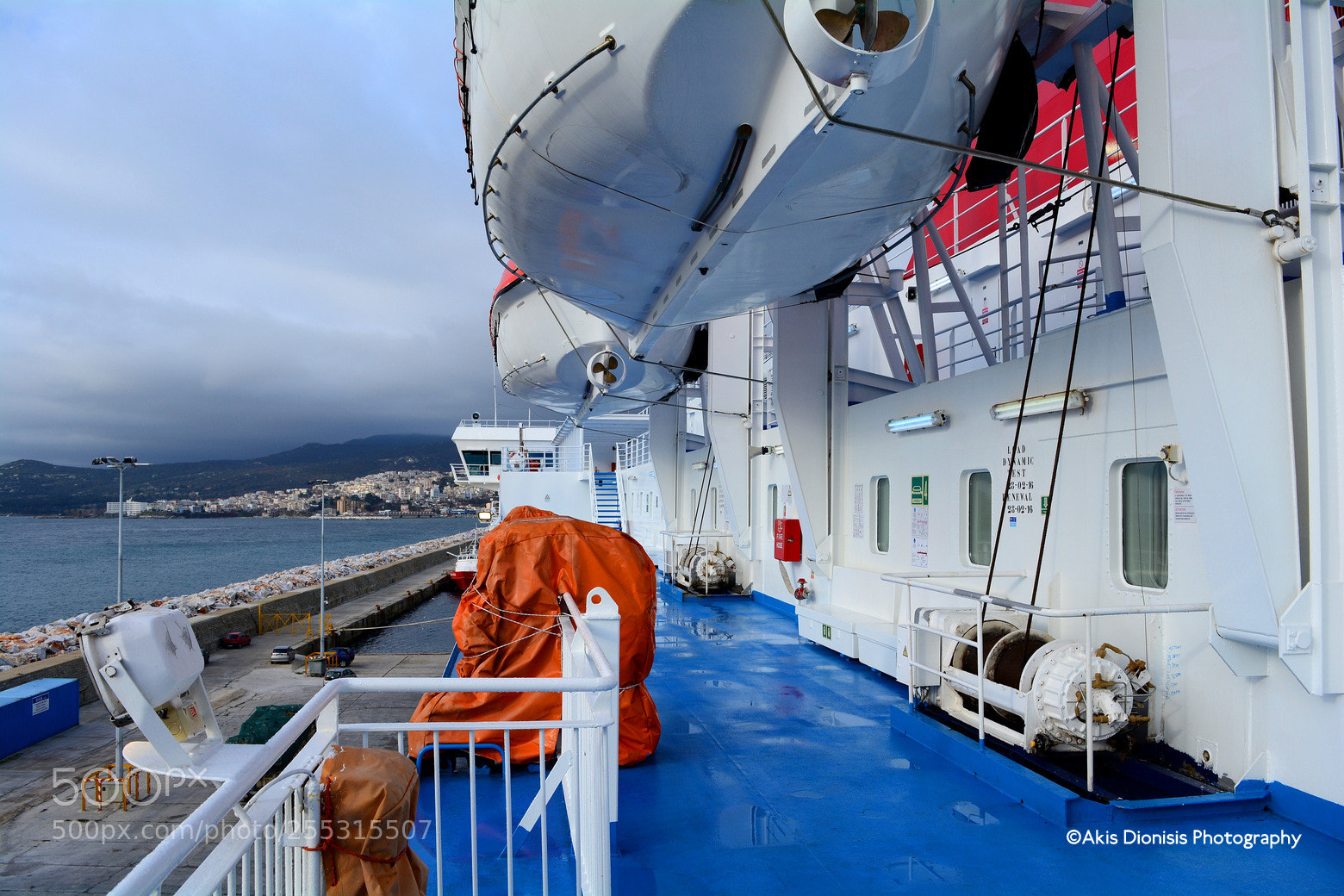 Nikon D5200 sample photo. Ro-ro passenger ship nissos photography