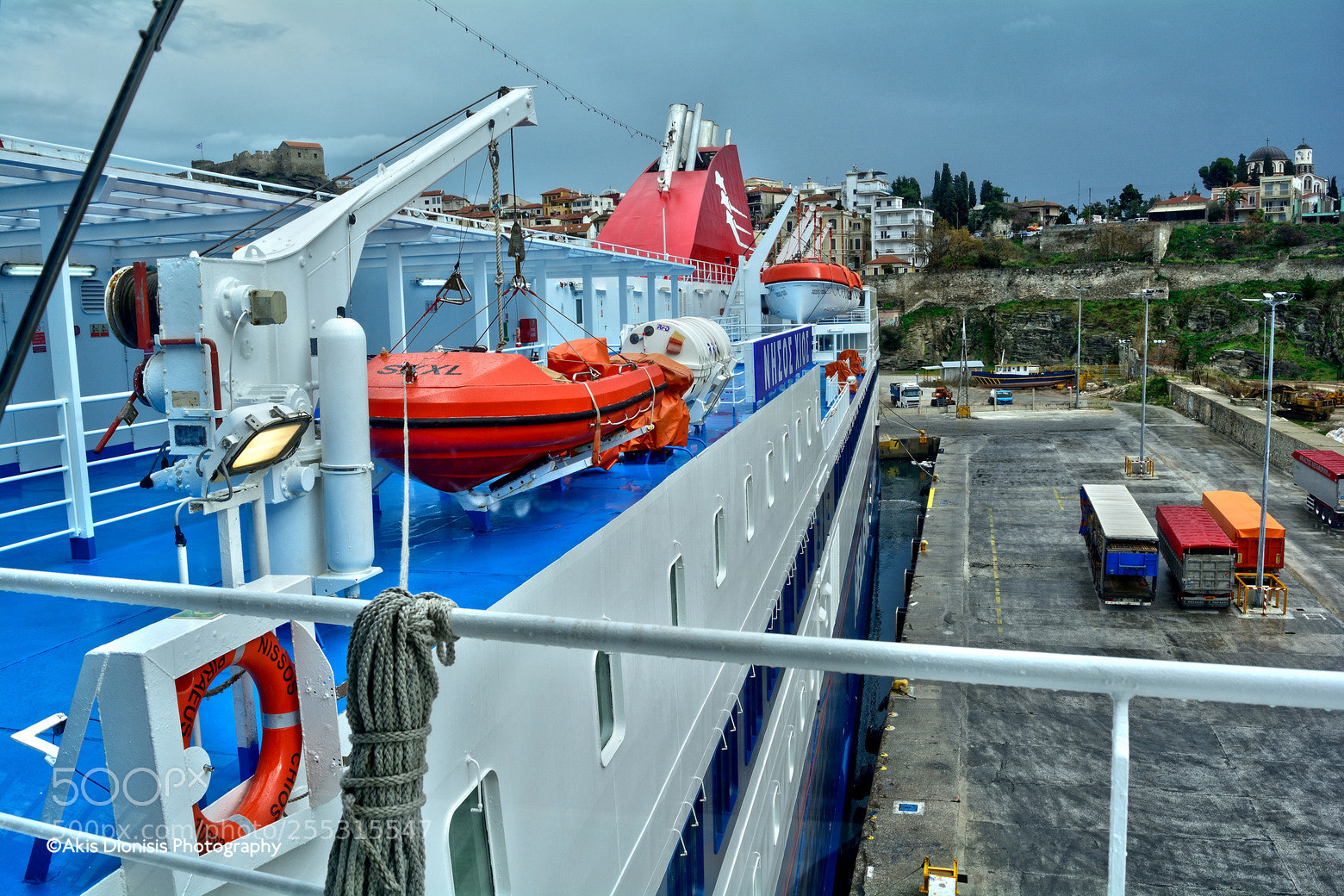 Nikon D5200 sample photo. Ro-ro passenger ship nissos photography