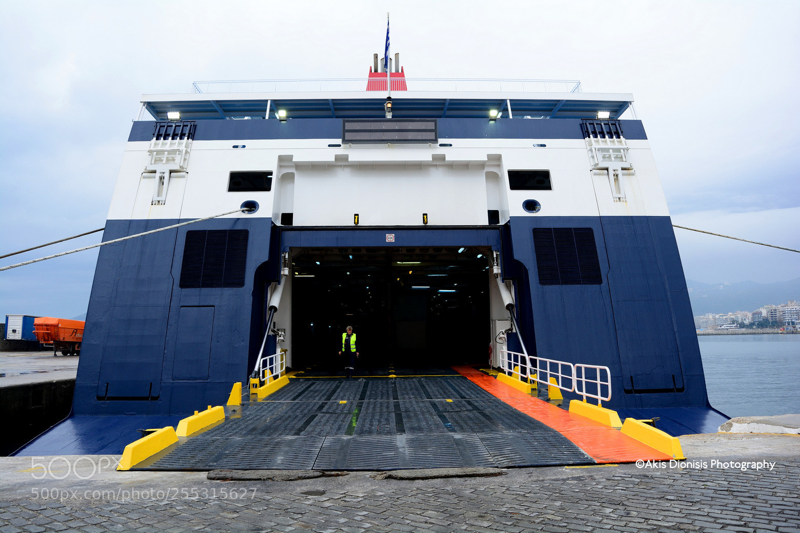 Nikon D5200 sample photo. Ro-ro passenger ship nissos photography