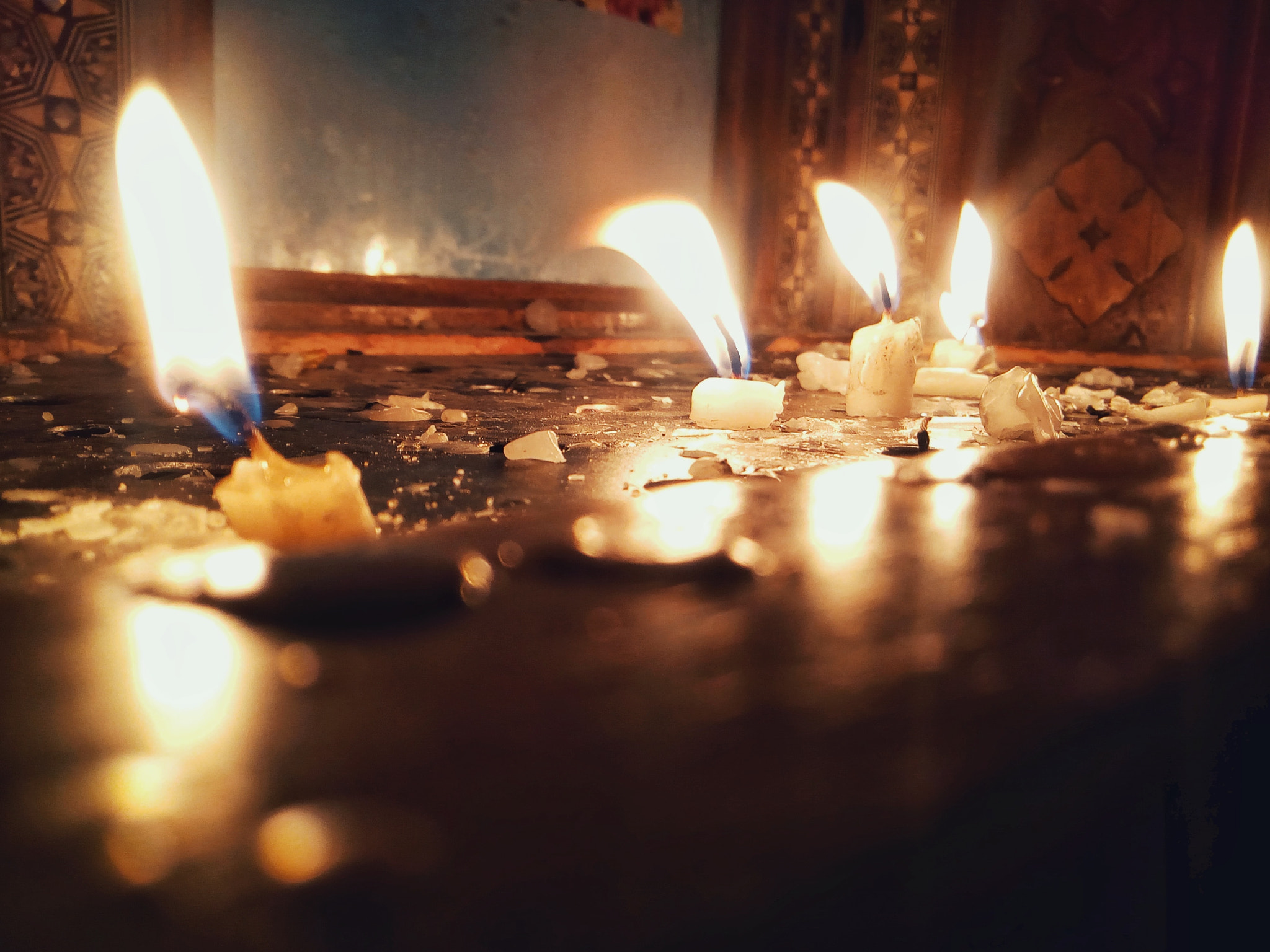 Infinix HOT 4 sample photo. Light of candle photography