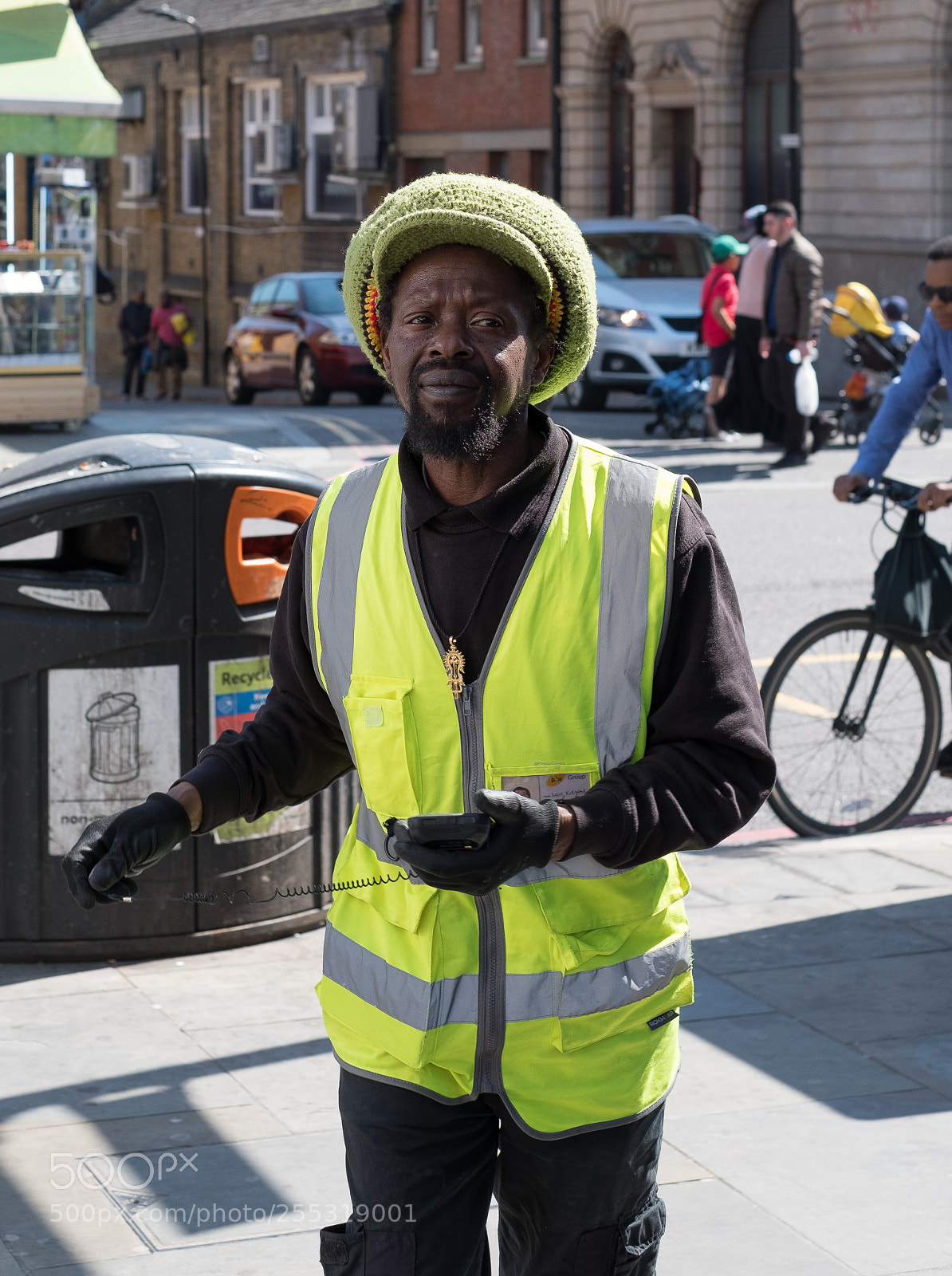Fujifilm X-T2 sample photo. Dalston man photography