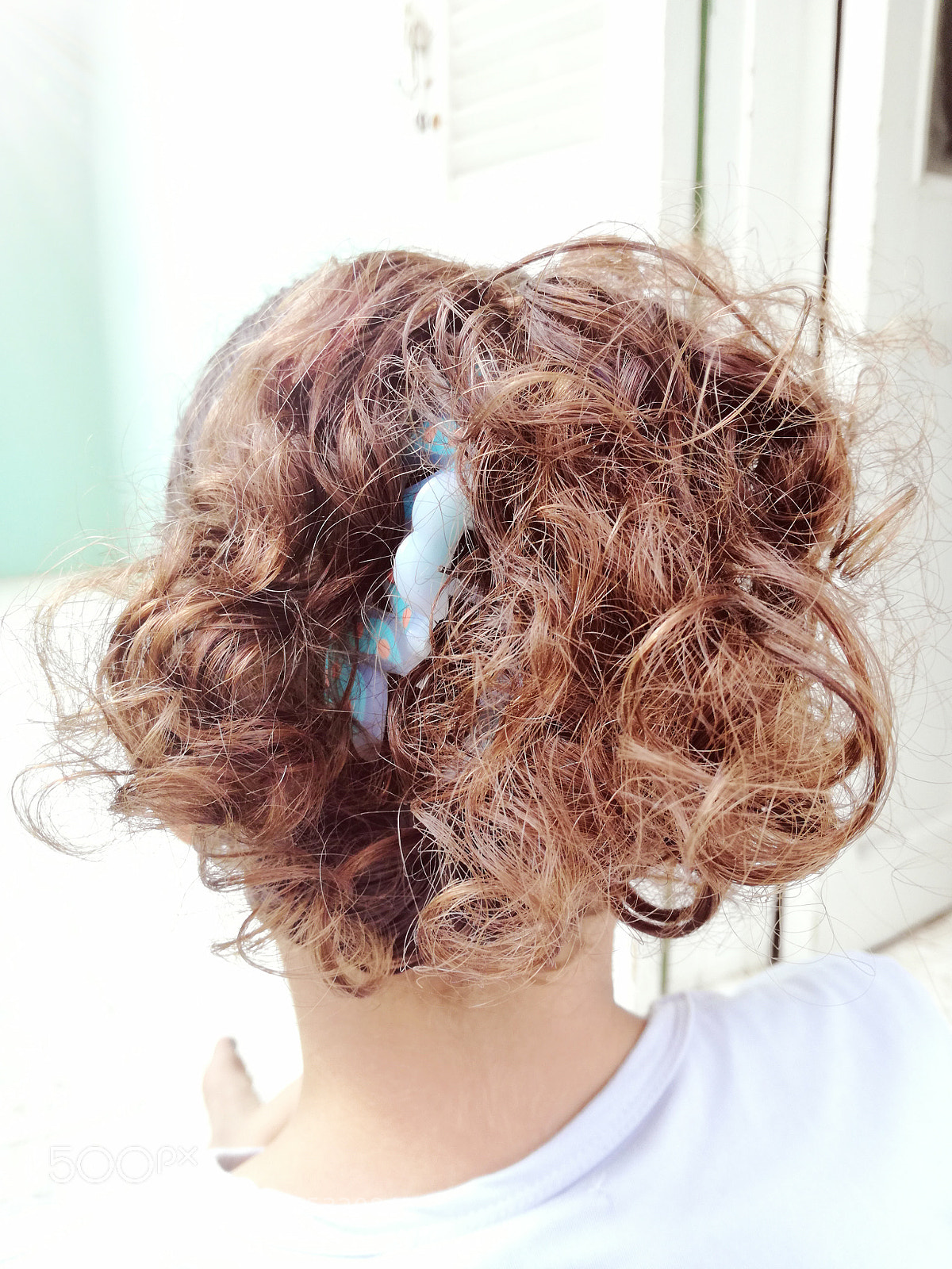 HUAWEI P9 LITE sample photo. Shiny brown hair photography