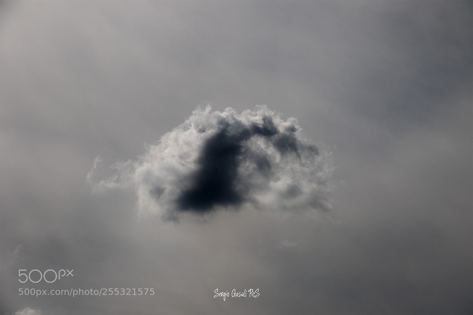 Canon EOS 7D Mark II sample photo. Minimalist storm photography