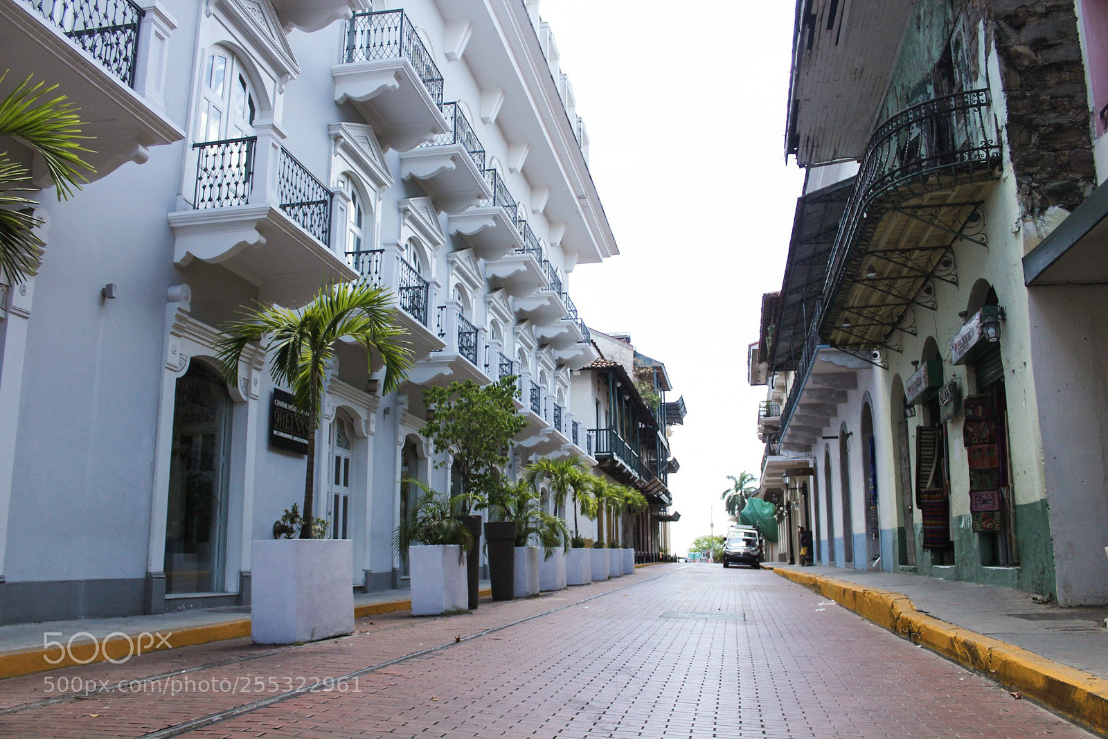 Canon EOS 1200D (EOS Rebel T5 / EOS Kiss X70 / EOS Hi) sample photo. Casco viejo, panamá photography
