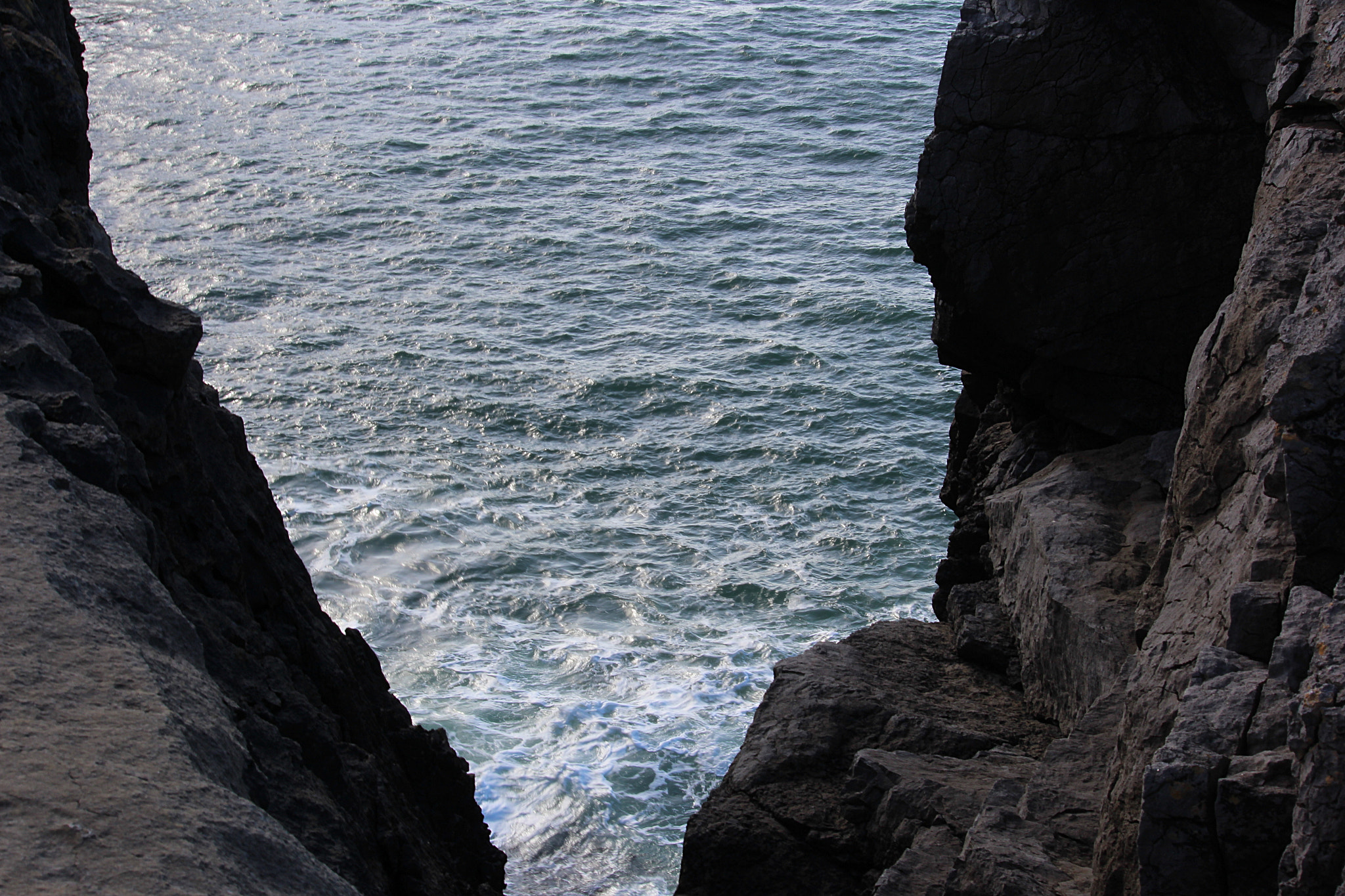 Canon EF-S 55-250mm F4-5.6 IS STM sample photo. Tra roccia e mare photography