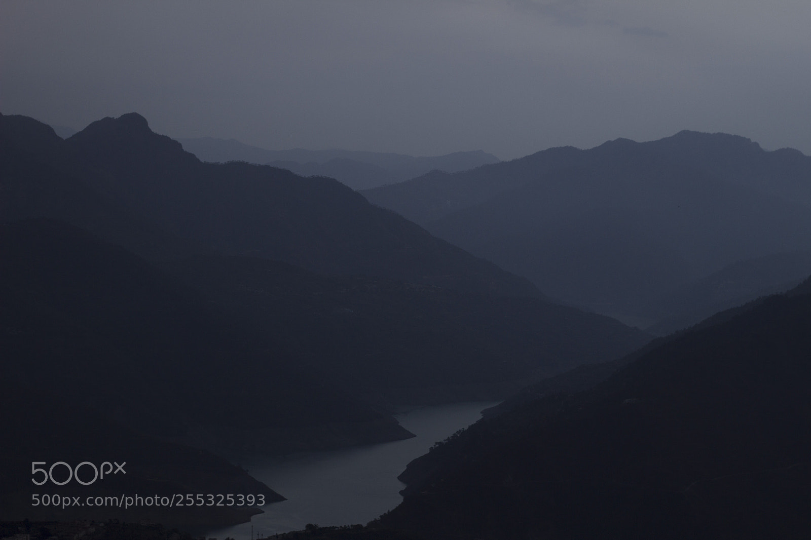Canon EOS 600D (Rebel EOS T3i / EOS Kiss X5) sample photo. Tehri lake photography
