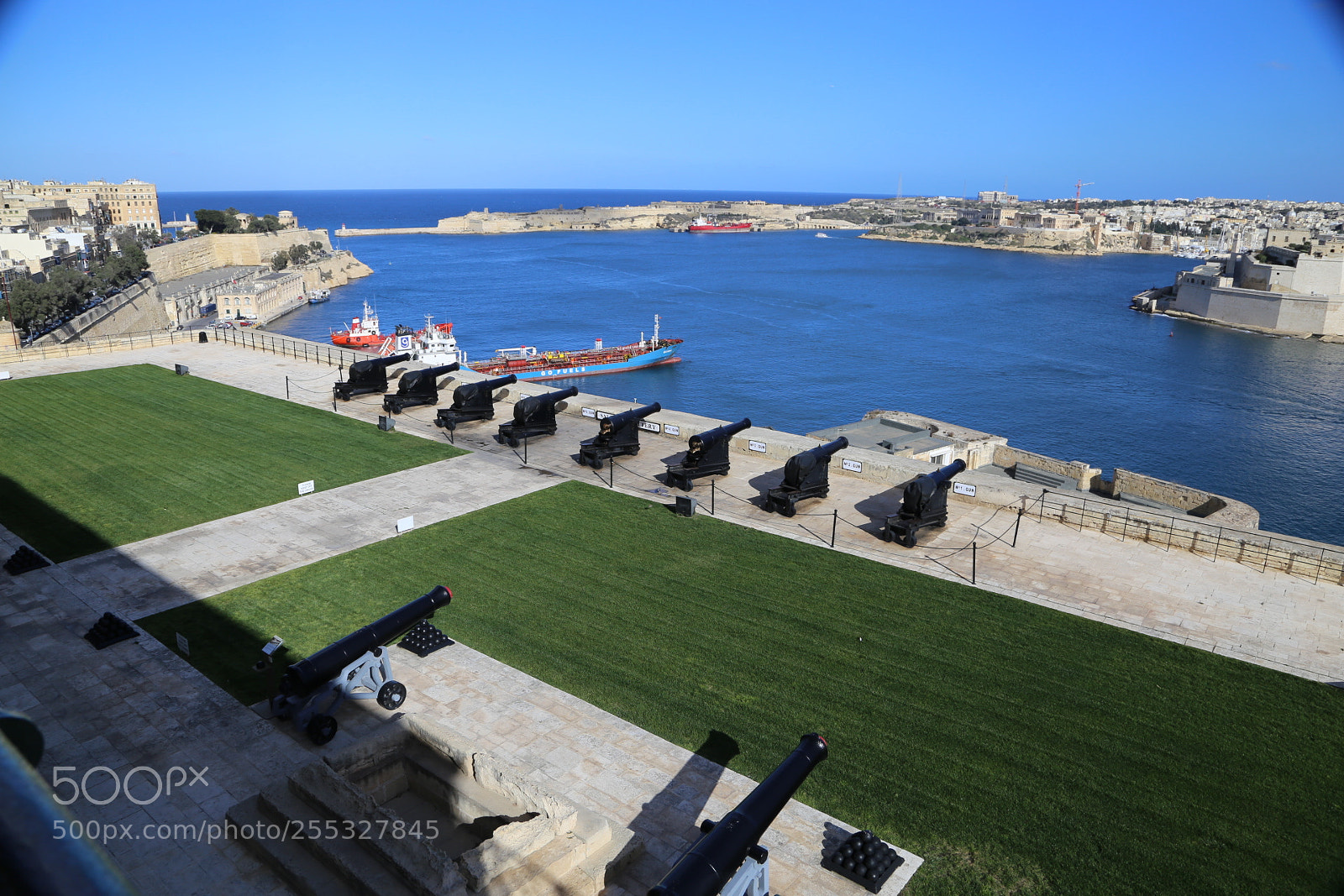 Canon EOS 6D + Canon EF 24-105mm F4L IS USM sample photo. Valletta and around malta photography