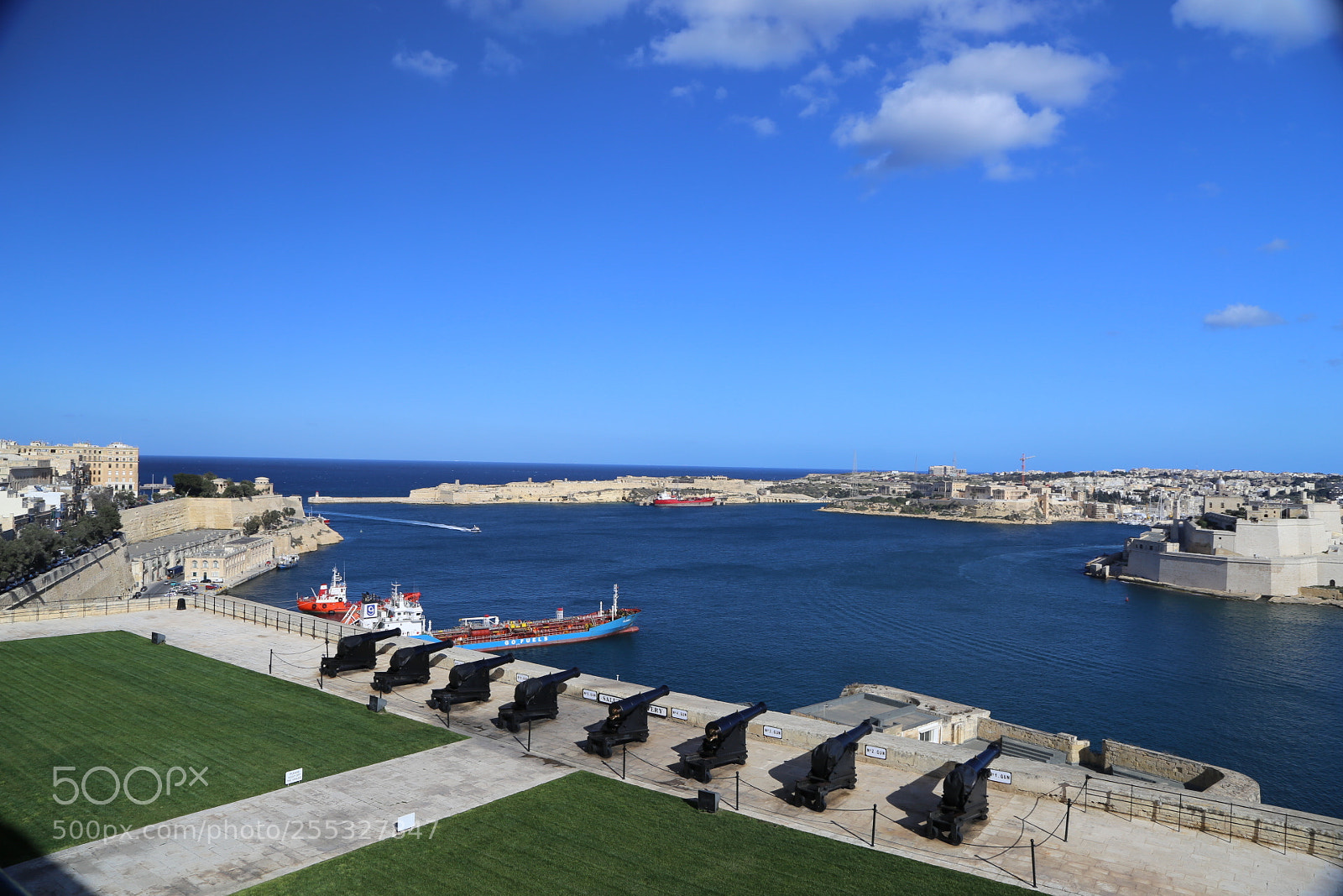 Canon EOS 6D + Canon EF 24-105mm F4L IS USM sample photo. Valletta and around malta photography