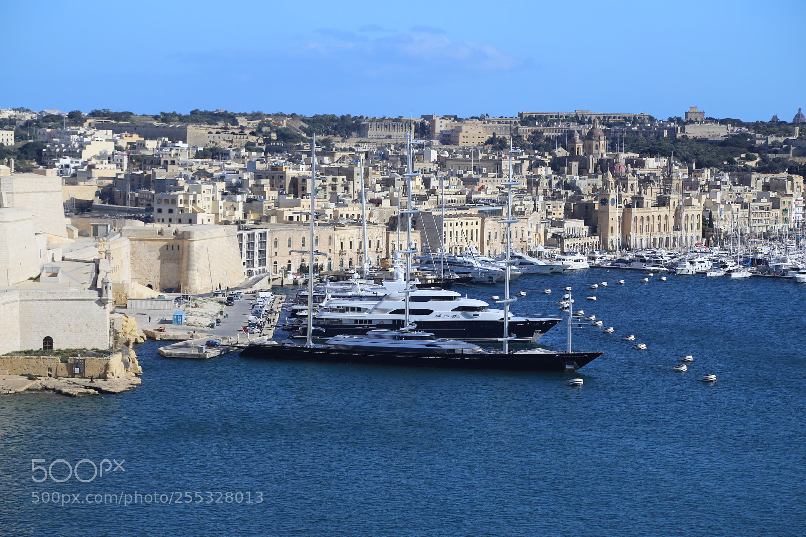 Canon EOS 6D + Canon EF 24-105mm F4L IS USM sample photo. Valletta and around malta photography