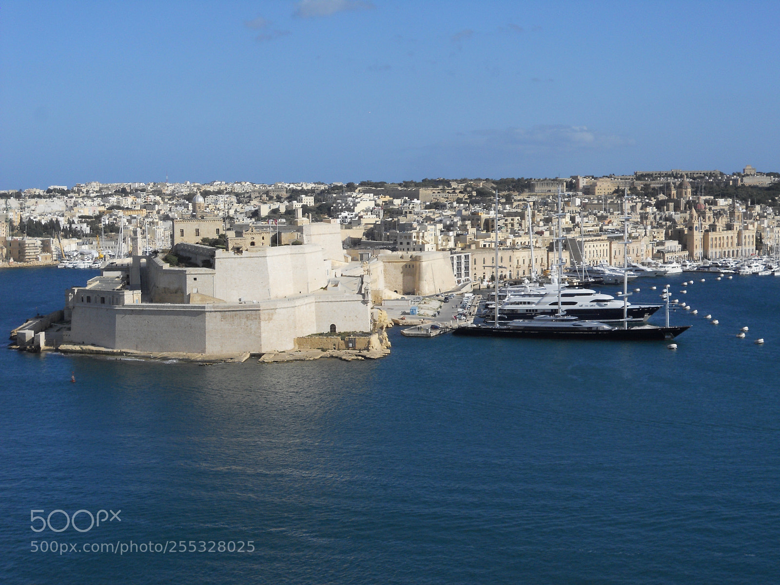 Nikon COOLPIX S2500 sample photo. Valletta and around malta photography