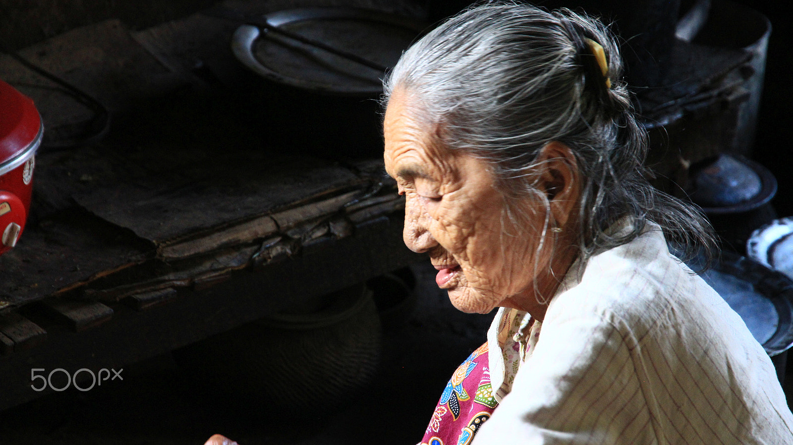 Canon EOS 650D (EOS Rebel T4i / EOS Kiss X6i) sample photo. Alte frau in bagan 2 photography