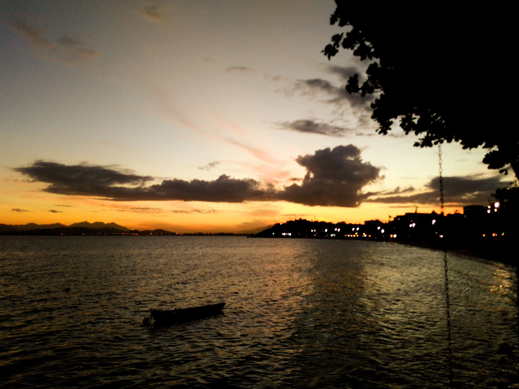 Motorola Moto G Play sample photo. Final sun photography