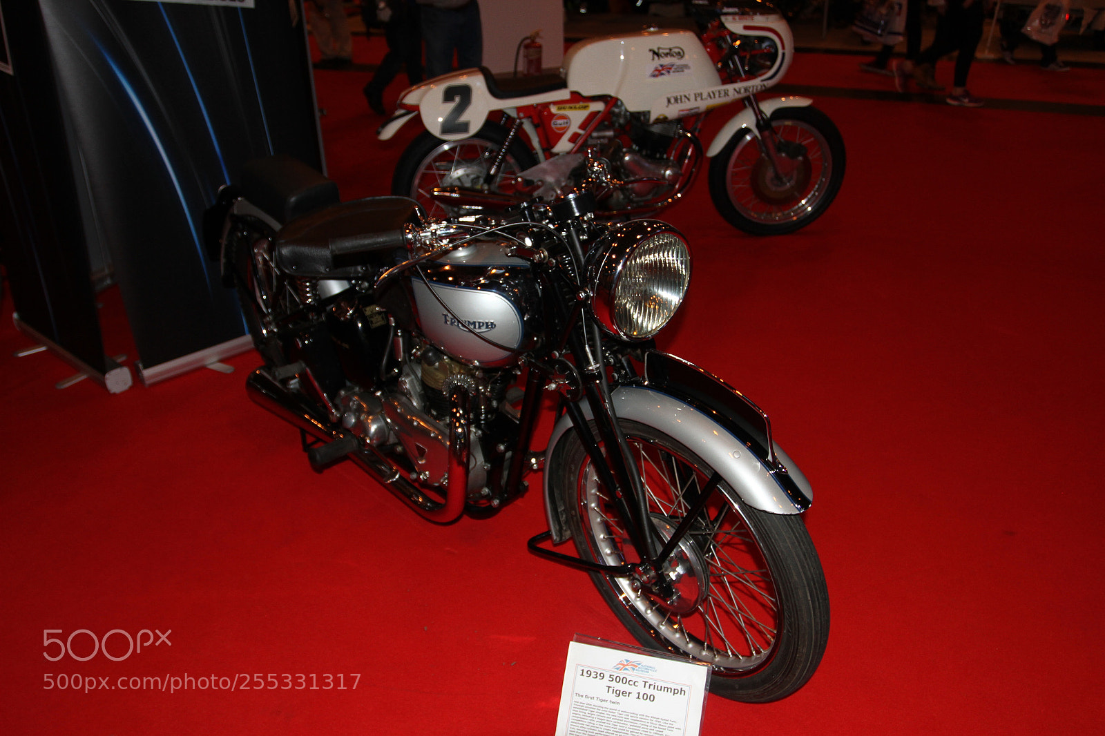 Canon EOS 7D sample photo. Classic motor show nec photography