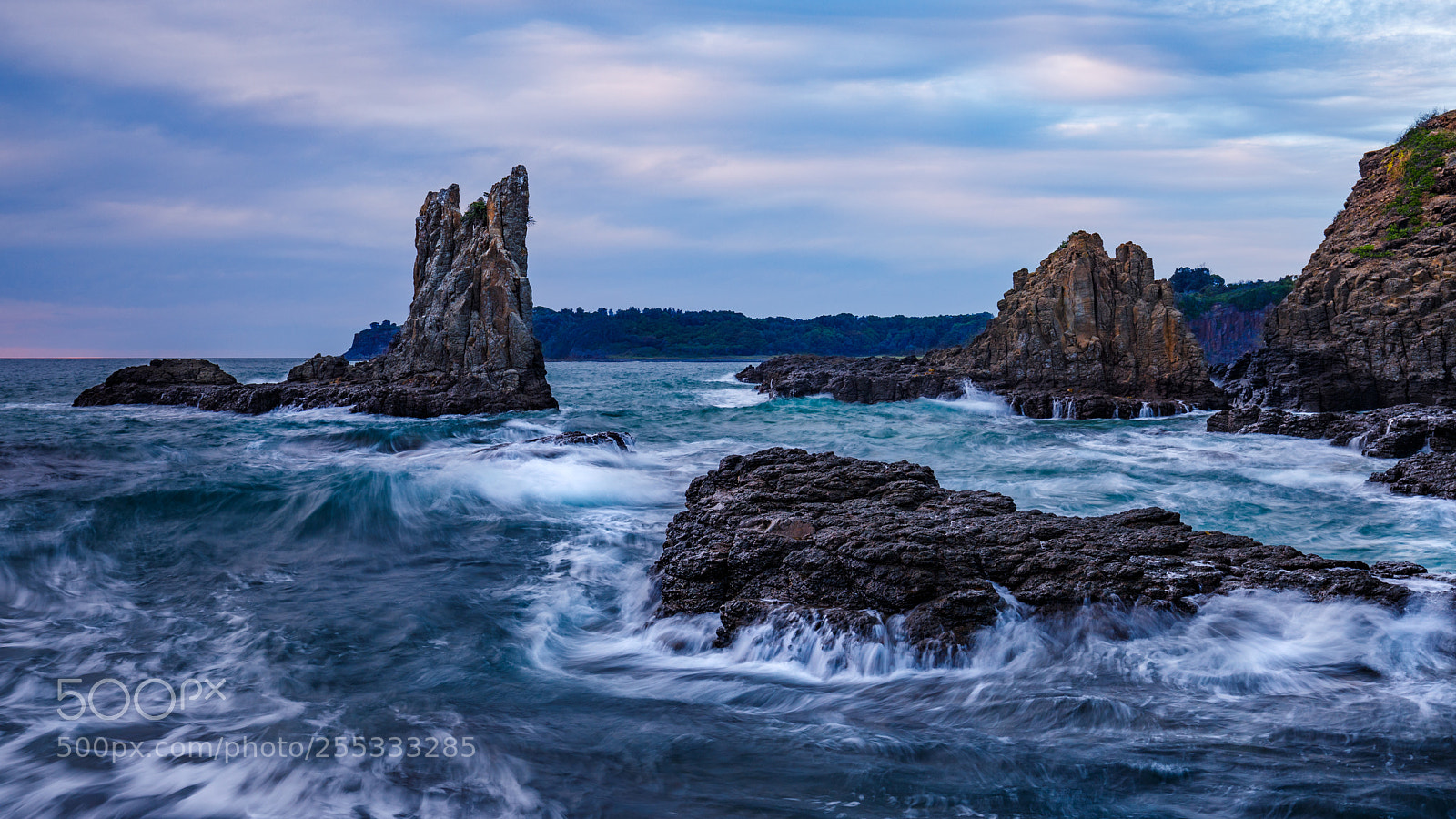Canon EOS 5D Mark IV sample photo. Cathedral rocks at dawn photography