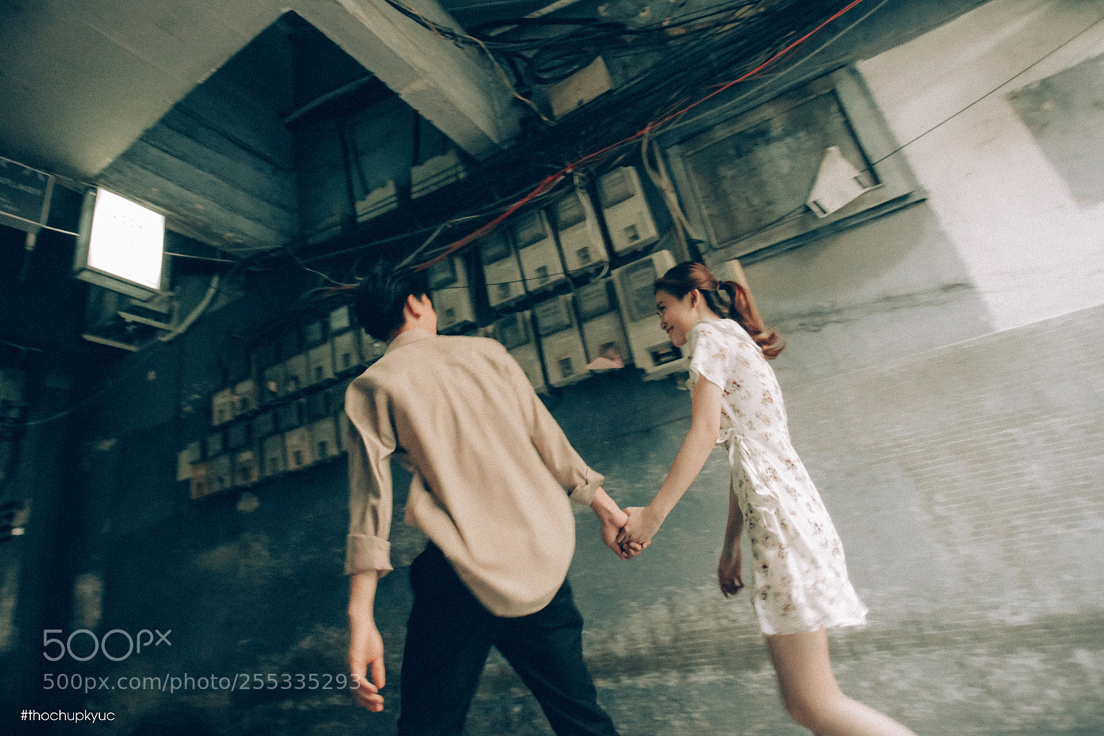 Canon EOS 5D Mark II sample photo. Run photography