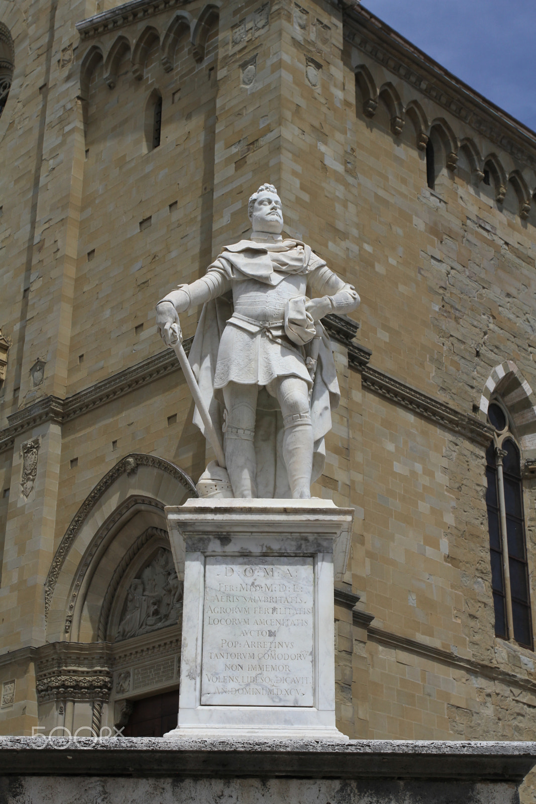 Canon EOS 7D + Canon EF 17-40mm F4L USM sample photo. Arezzo tuscany italy june o photography