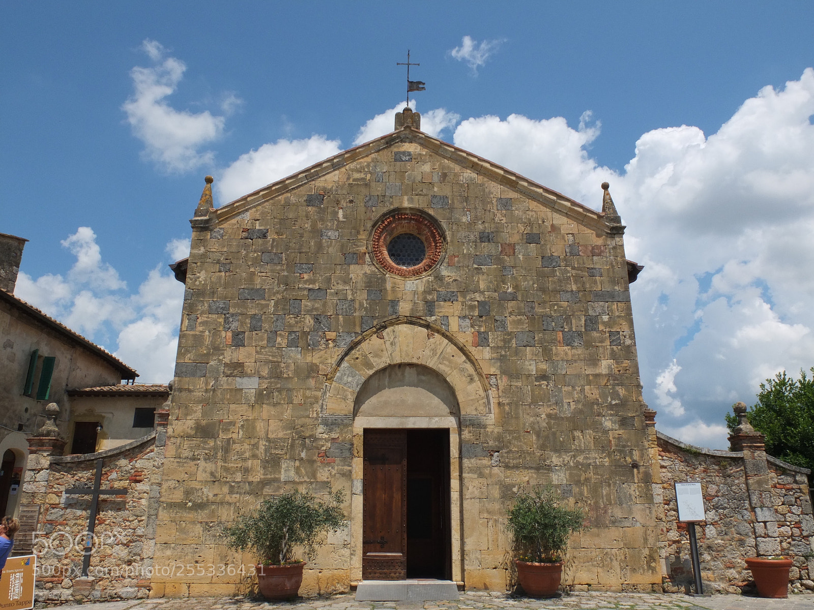 Fujifilm X10 sample photo. Tuscany, italy. photography