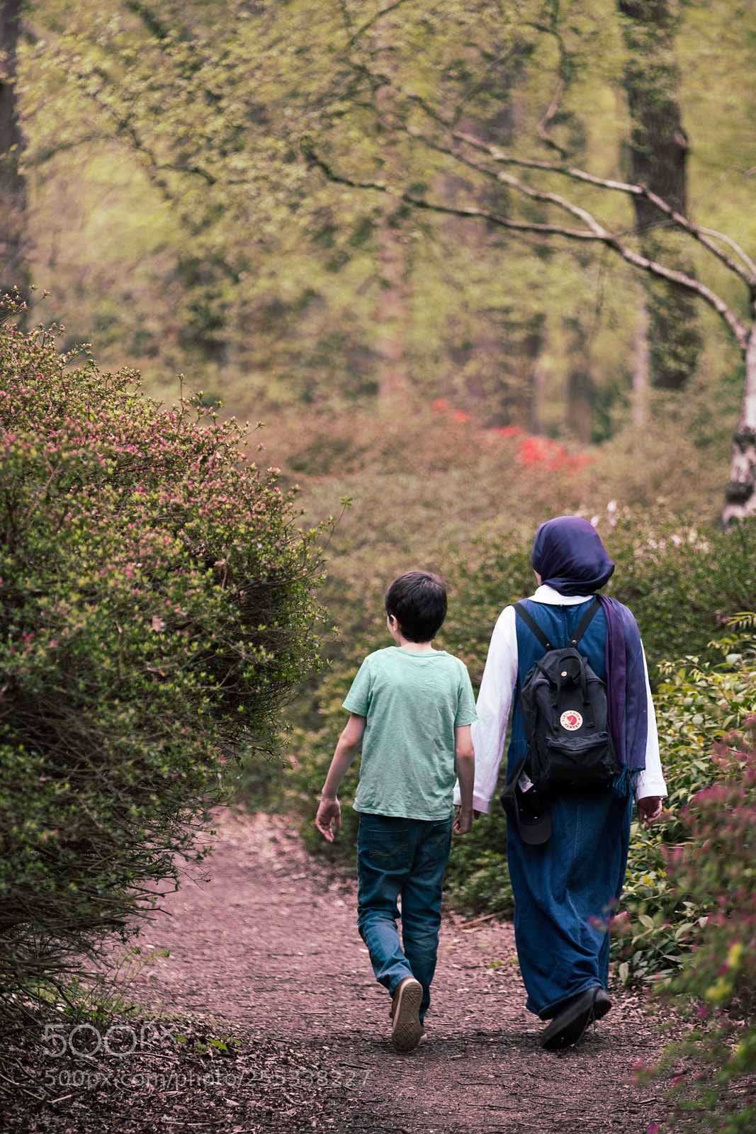 Fujifilm X-T20 sample photo. Siblings in the park photography