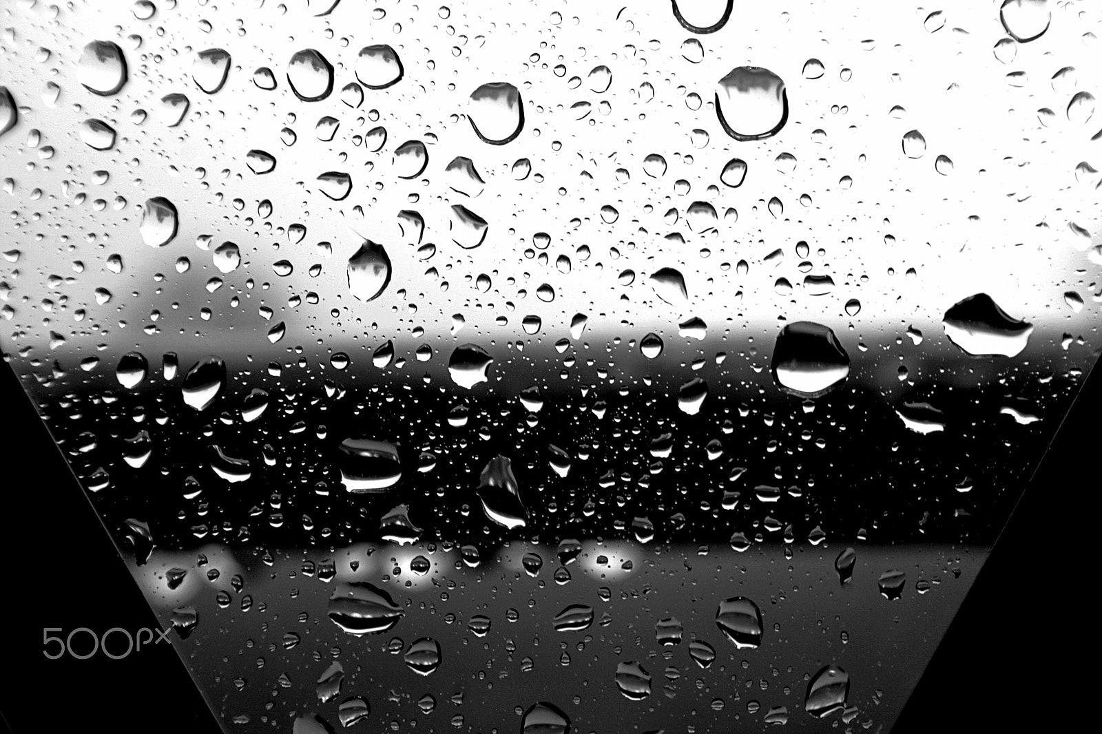 Canon EOS 400D (EOS Digital Rebel XTi / EOS Kiss Digital X) sample photo. Rain on my parade photography
