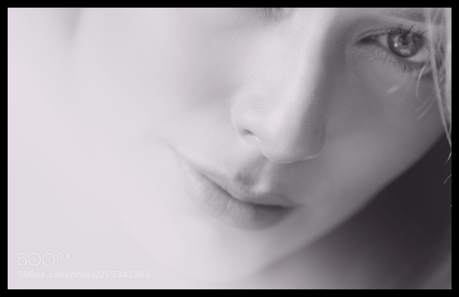 Canon EOS 7D sample photo. Lips of an angel photography