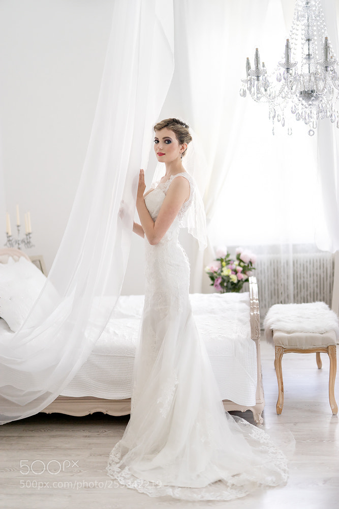 Sony a7 II sample photo. Wedding day photography