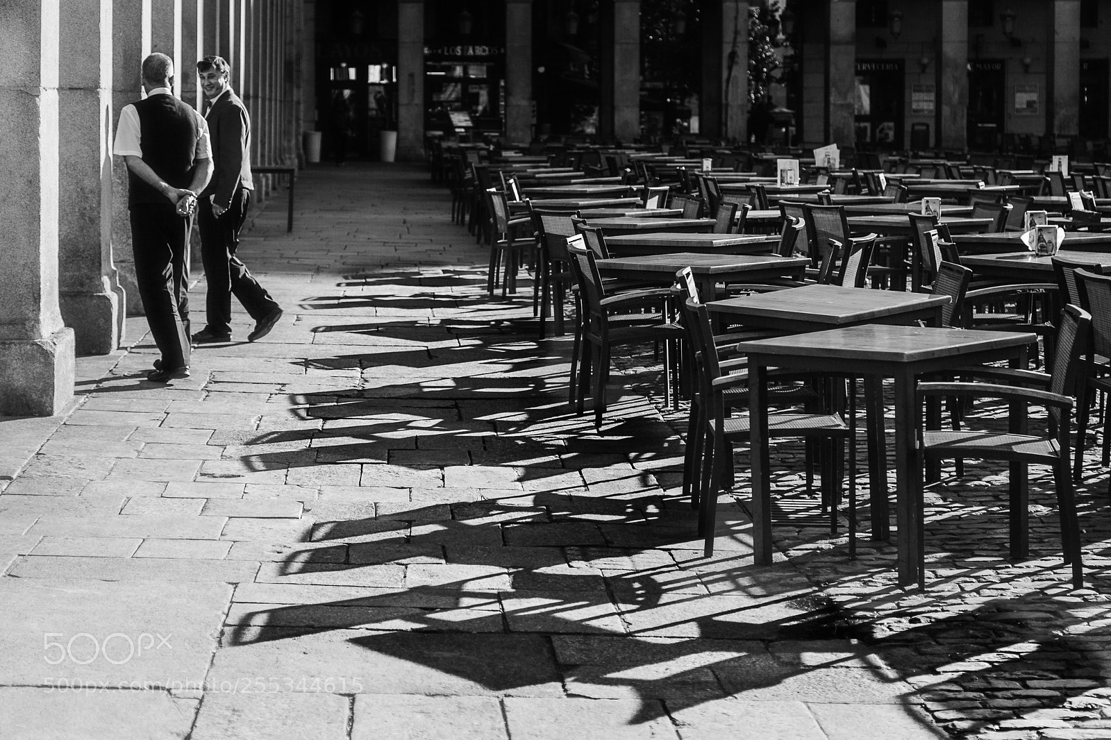 Canon EOS 5D Mark II sample photo. Waiting for clients ... photography