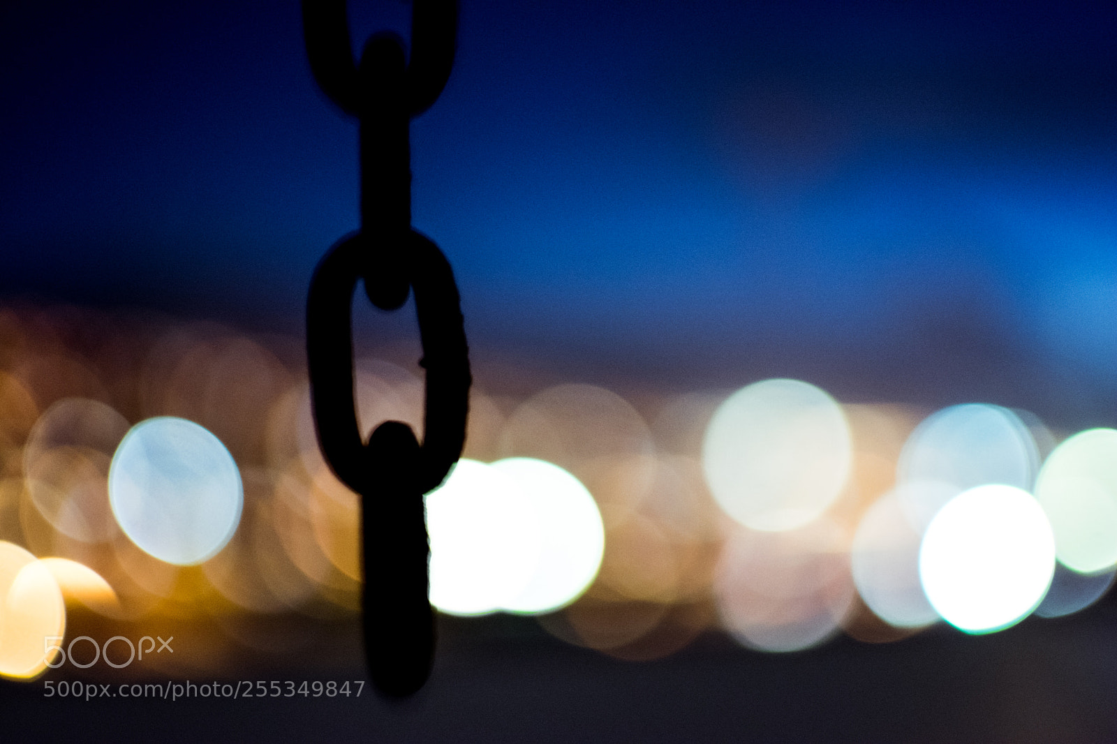 Nikon D7100 sample photo. Chain photography