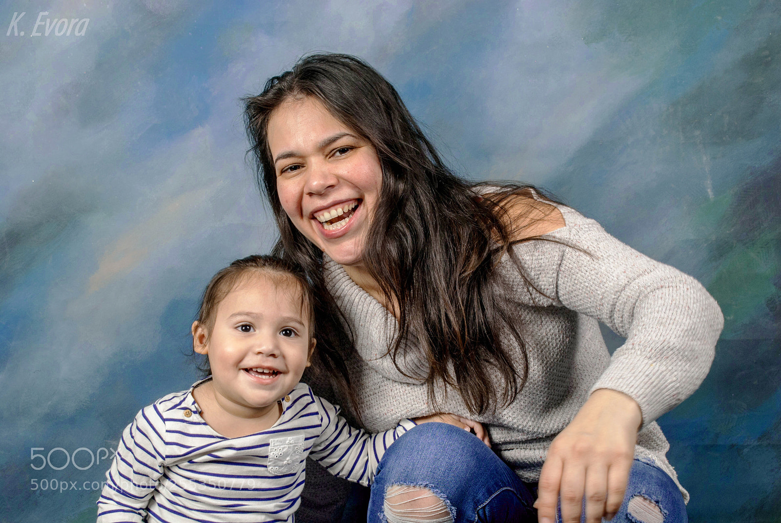 Nikon D3000 sample photo. Family emotion photography