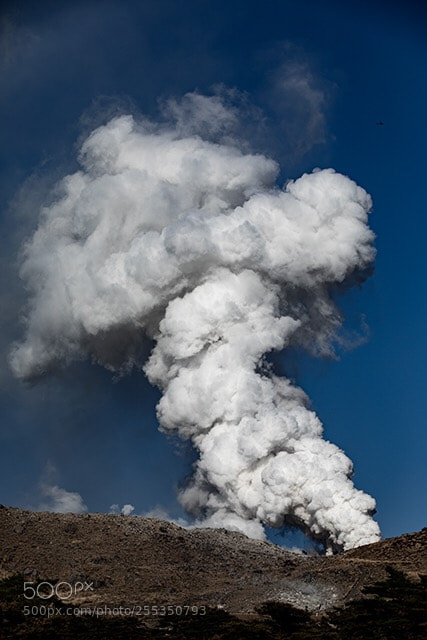 Canon EOS 5D Mark IV sample photo. Volcano mount iou photography