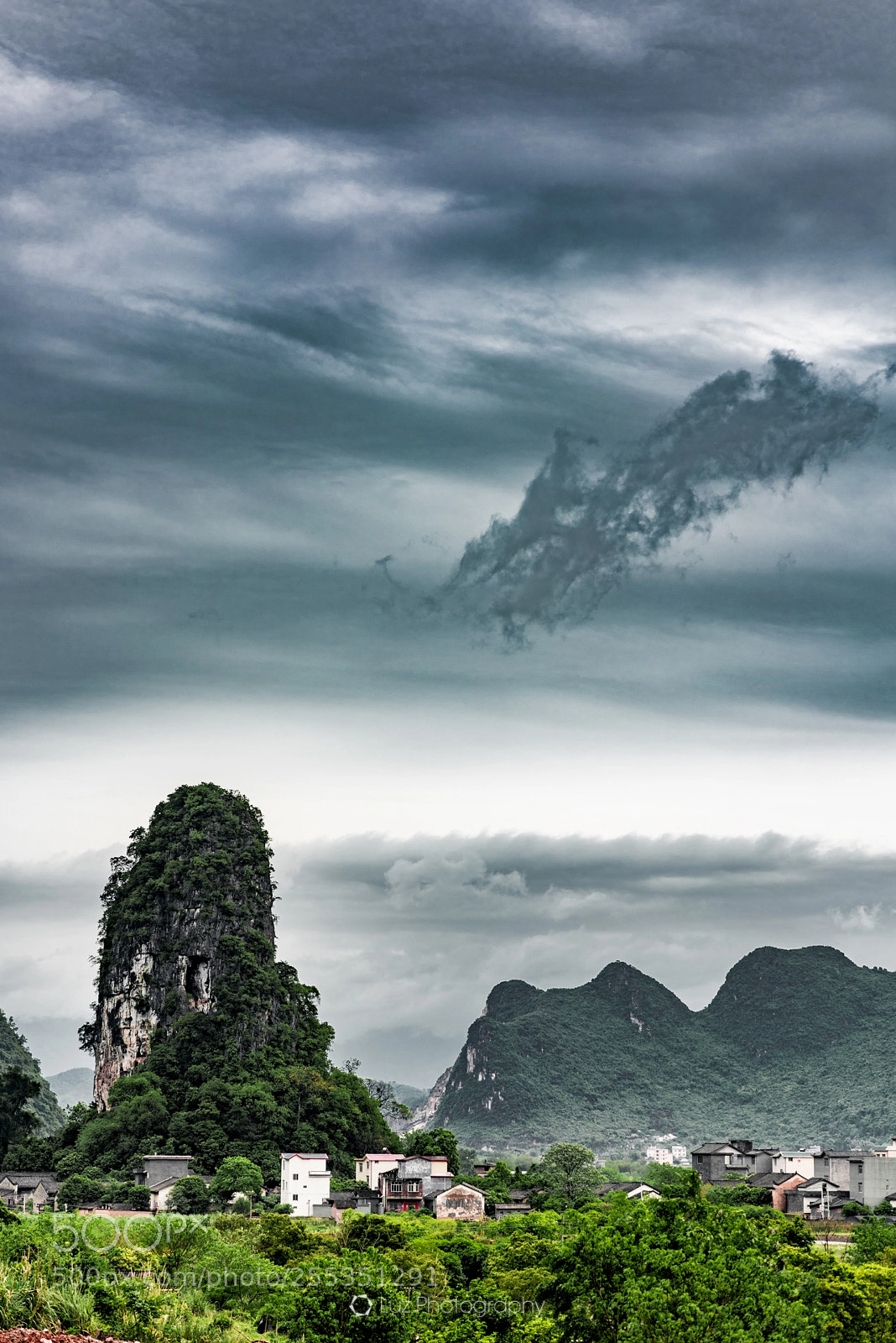 Nikon D810 sample photo. Retreat away from the photography