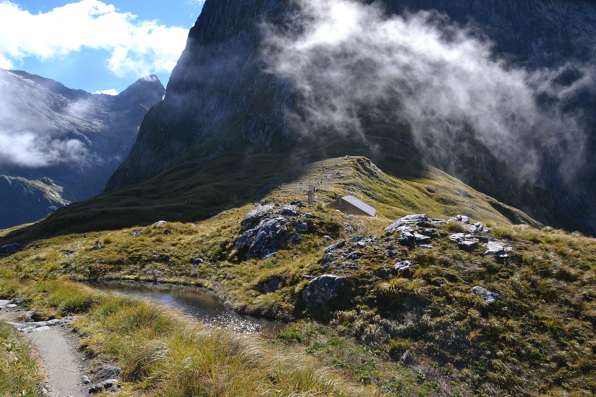 Nikon D3100 + Sigma 18-250mm F3.5-6.3 DC Macro OS HSM sample photo. Milford track in nz photography