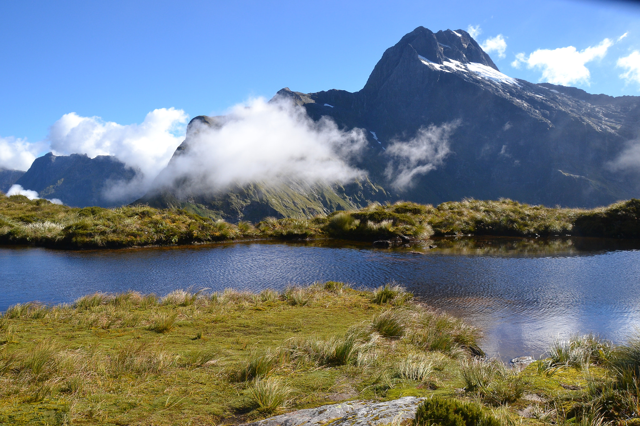 Sigma 18-250mm F3.5-6.3 DC Macro OS HSM sample photo. Milford track in nz photography