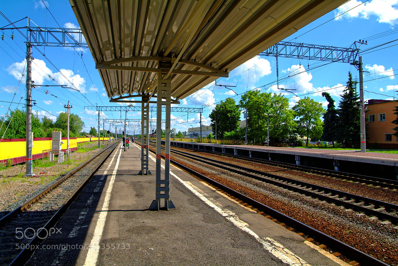 Fujifilm FinePix S3 Pro sample photo. Russian train station on photography