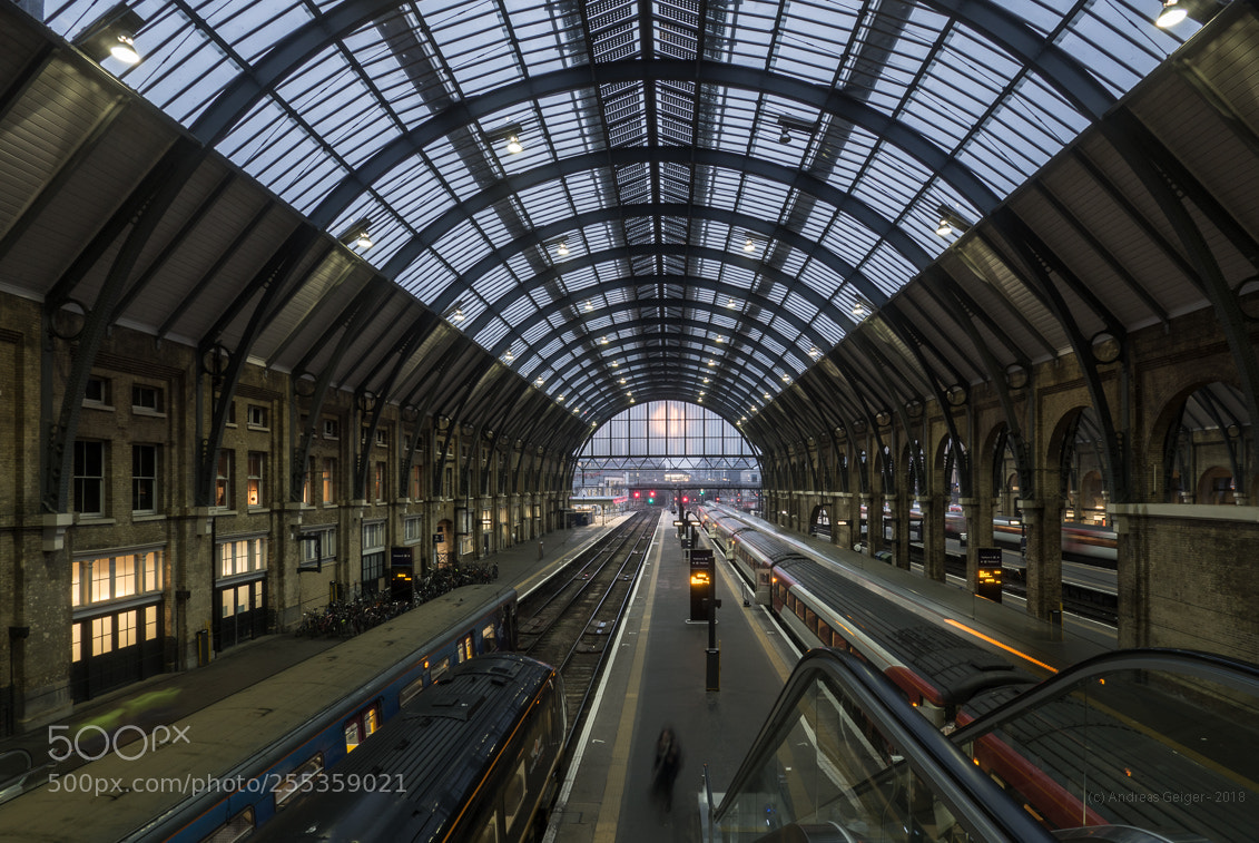 Olympus OM-D E-M10 II sample photo. Tubular kings cross photography