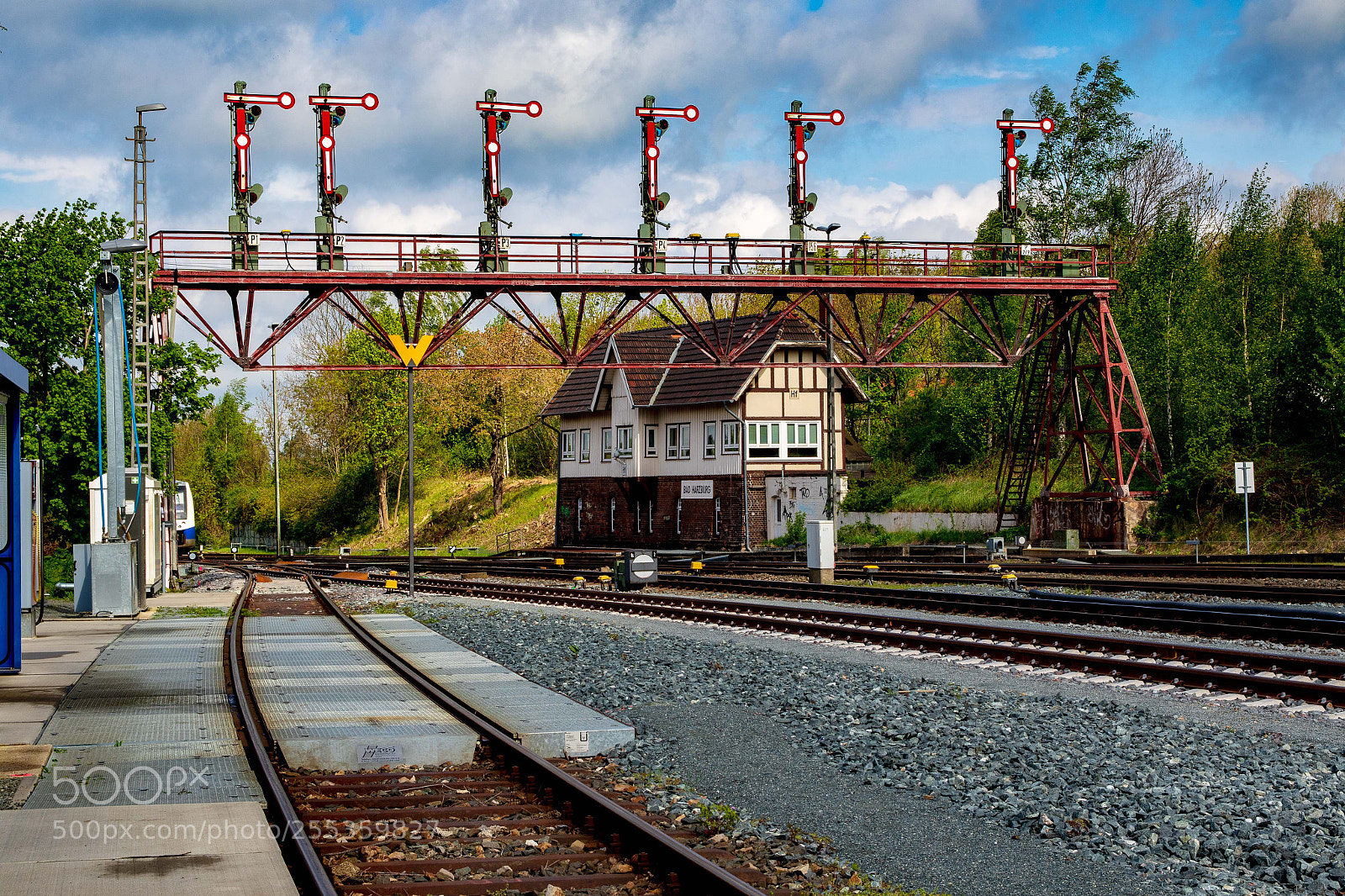 Canon EOS 7D Mark II sample photo. Alter bahnhof alte technik photography
