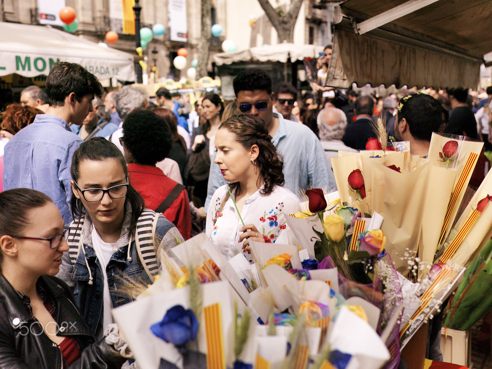 Hasselblad CF-39 sample photo. Sant jordi celebration photography
