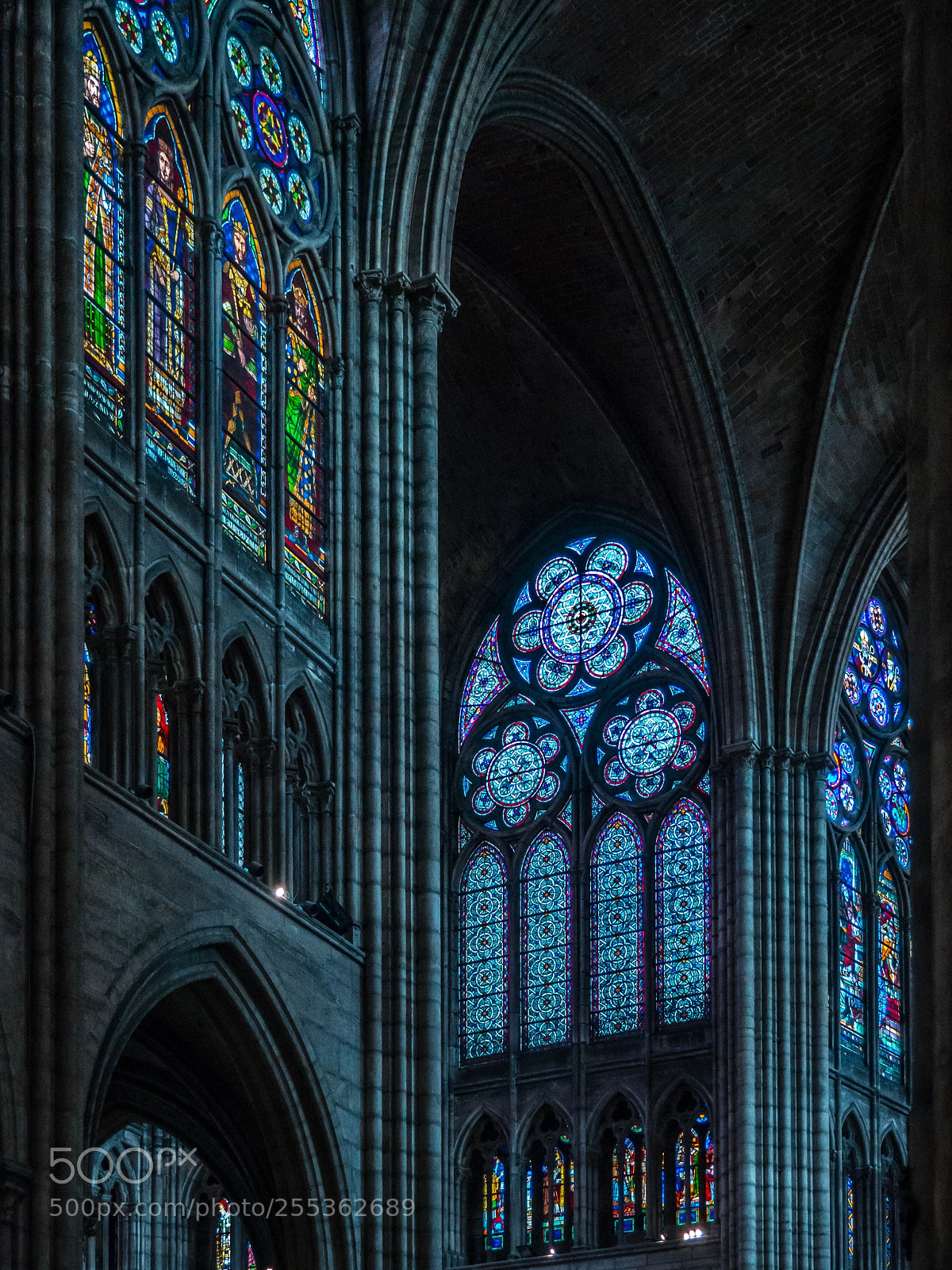 Olympus OM-D E-M10 II sample photo. Basilique saint-denis photography