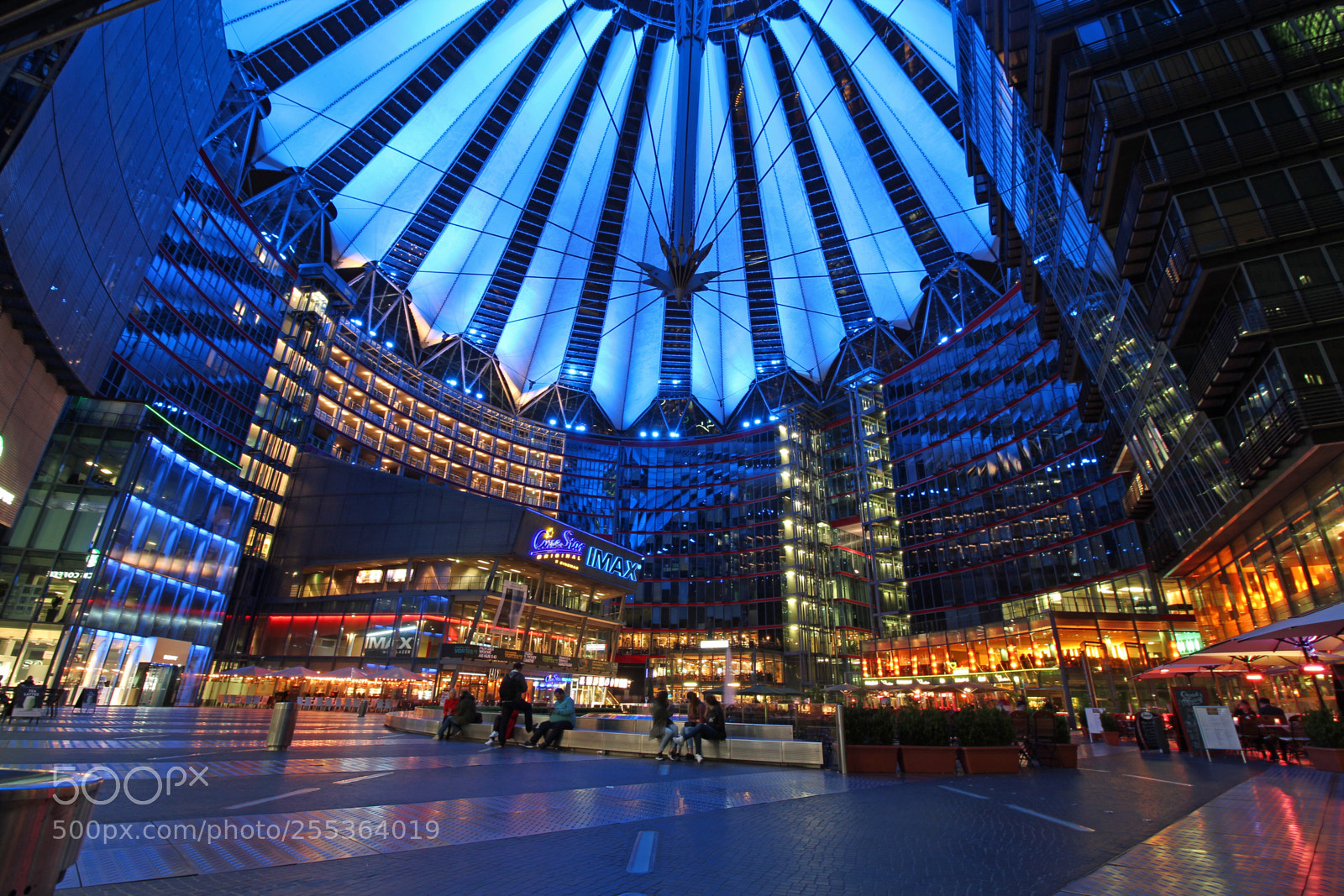 Canon EOS 600D (Rebel EOS T3i / EOS Kiss X5) sample photo. Sony center in berlin photography