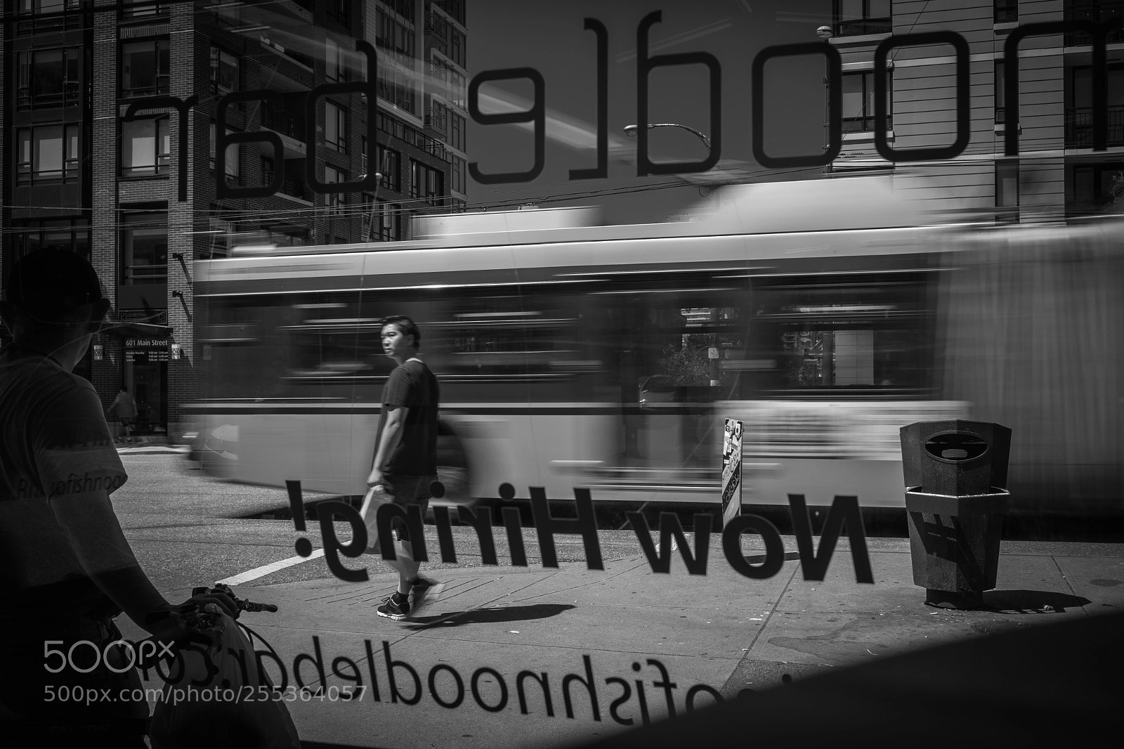Fujifilm X100F sample photo. Noodle shop photography