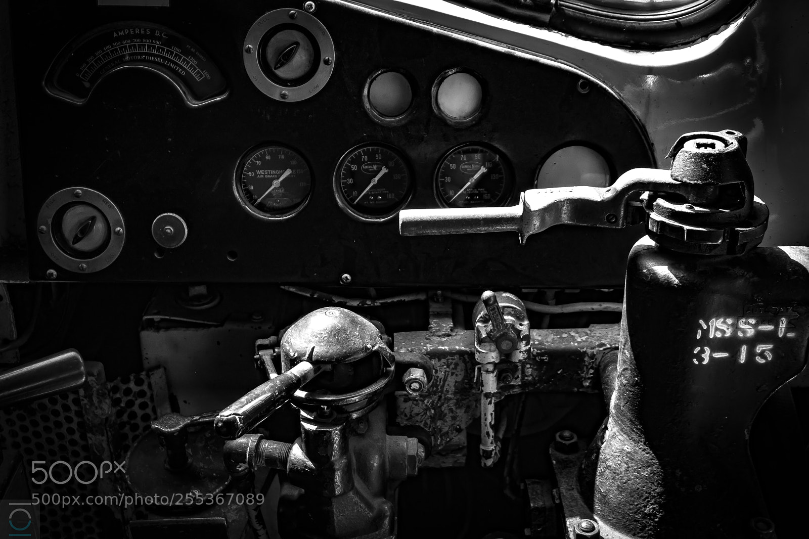 Sony a6000 sample photo. Conductor's spot photography