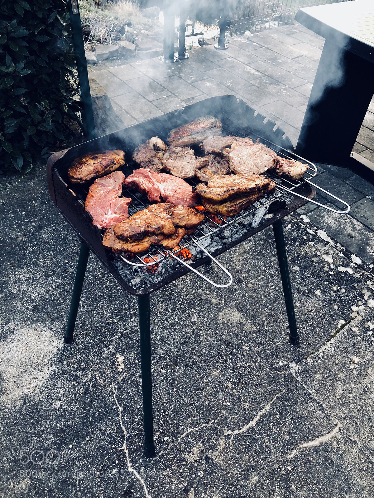 Apple iPhone 8 sample photo. Barbecue photography