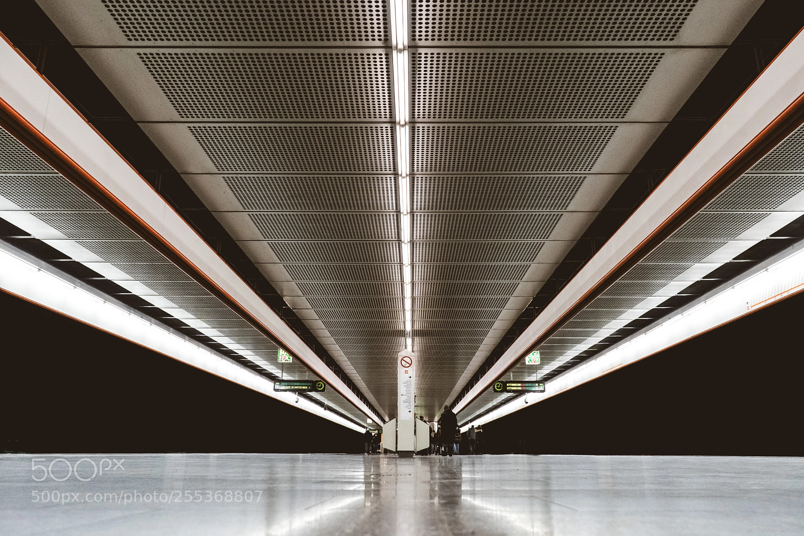 Sony a7 III sample photo. Vienna metro station photography
